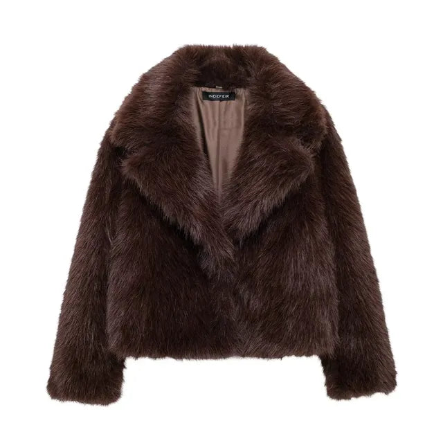 Elana - Cozy faux fur coat